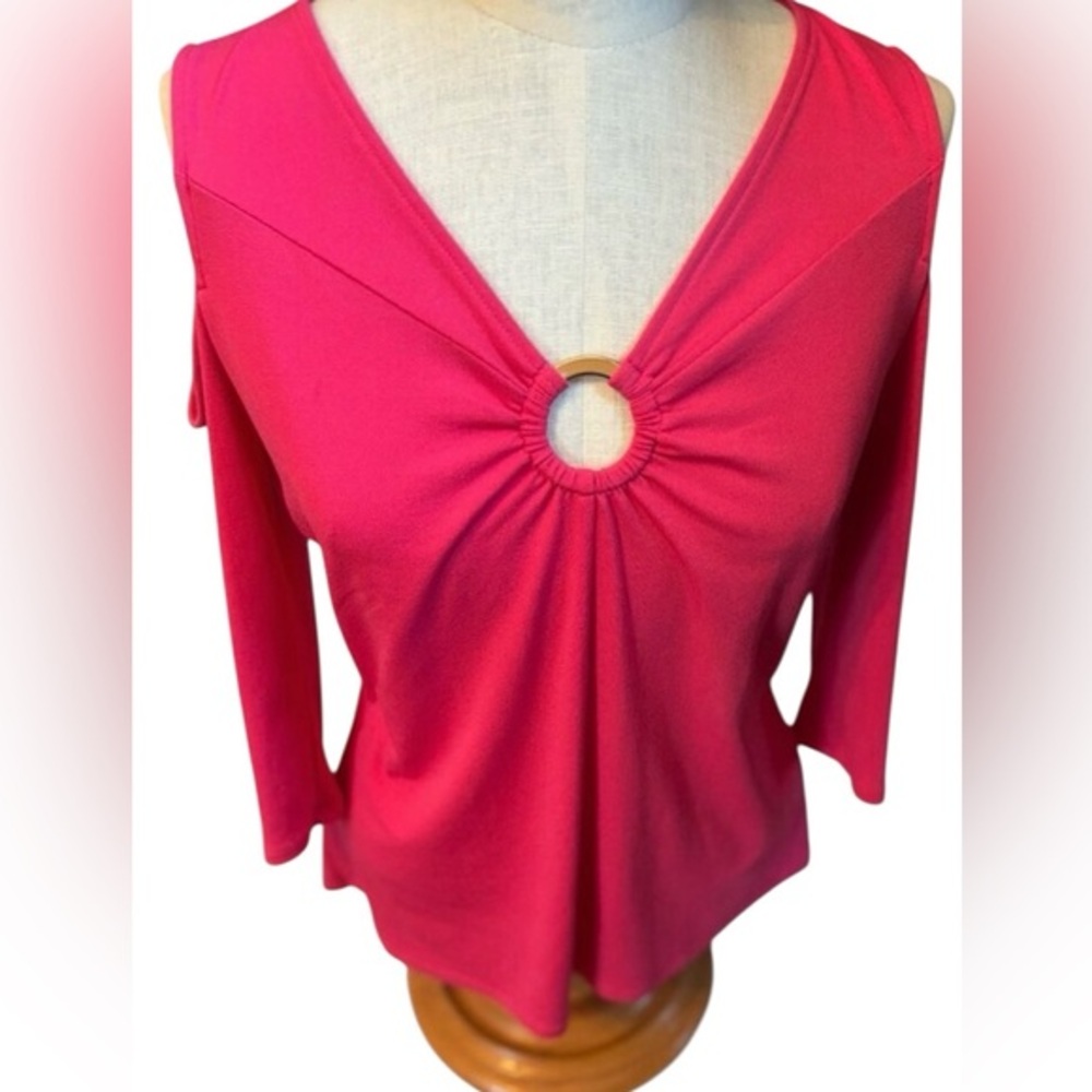 Bold Elements Pink Keyhole Sleeves Fitted Office Party Top low neck Size Medium